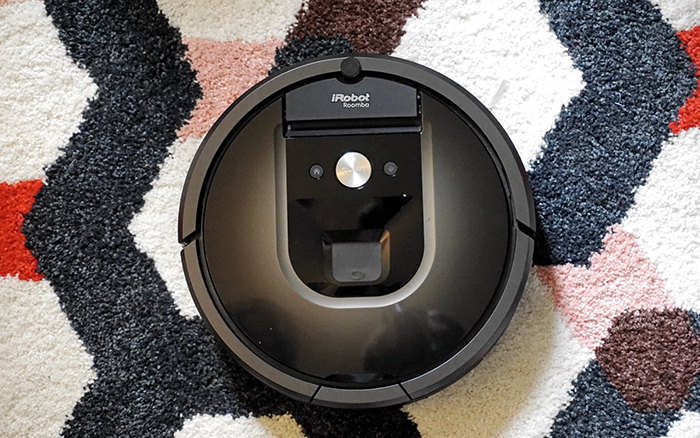Roomba 980 Automatic Vacuum Review in 2024