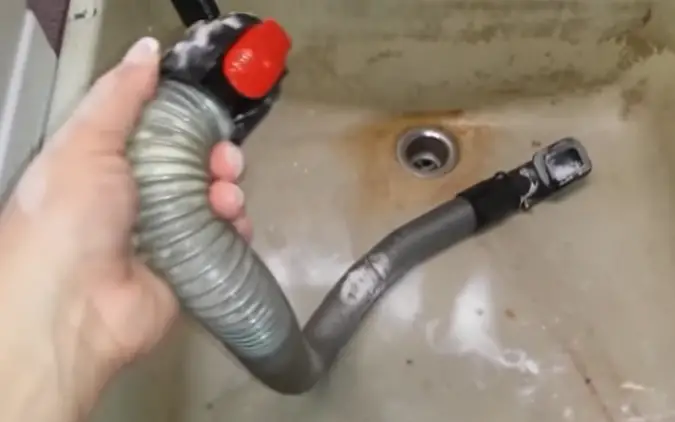 How To Clean A Smelly Vacuum Hose - Cleaning Beasts