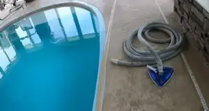 How To Clean Pool With Vacuum Hose