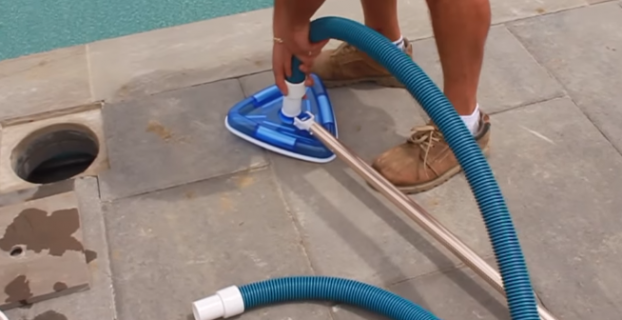 How to Use a Manual Pool Vacuum?