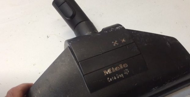 How to Clean Miele Vacuum