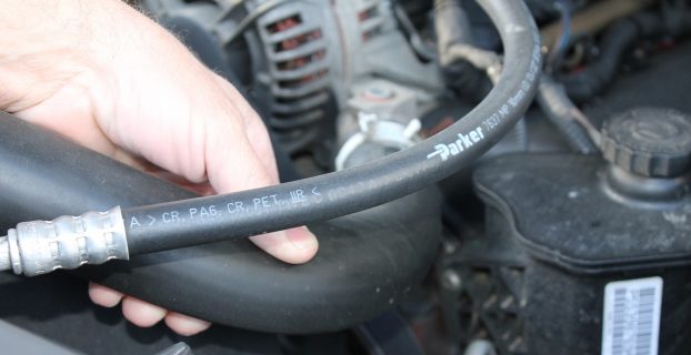 How to Find a Vacuum Leak on an Engine