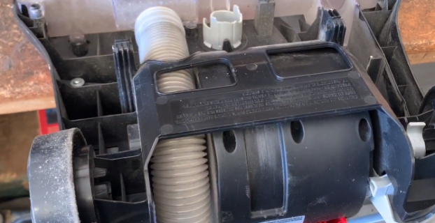 How to Take Apart a Dirt Devil Vacuum Cleaner?