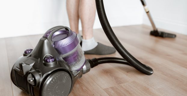 How to Empty Shark Cordless Vacuum