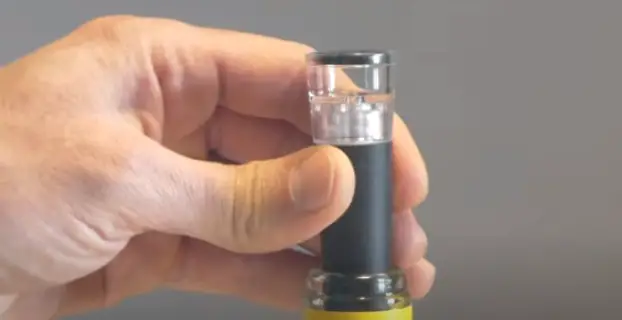How to Use Vacuum Wine Stopper